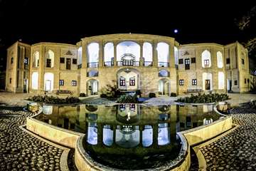 Akbarieh Historical Garden